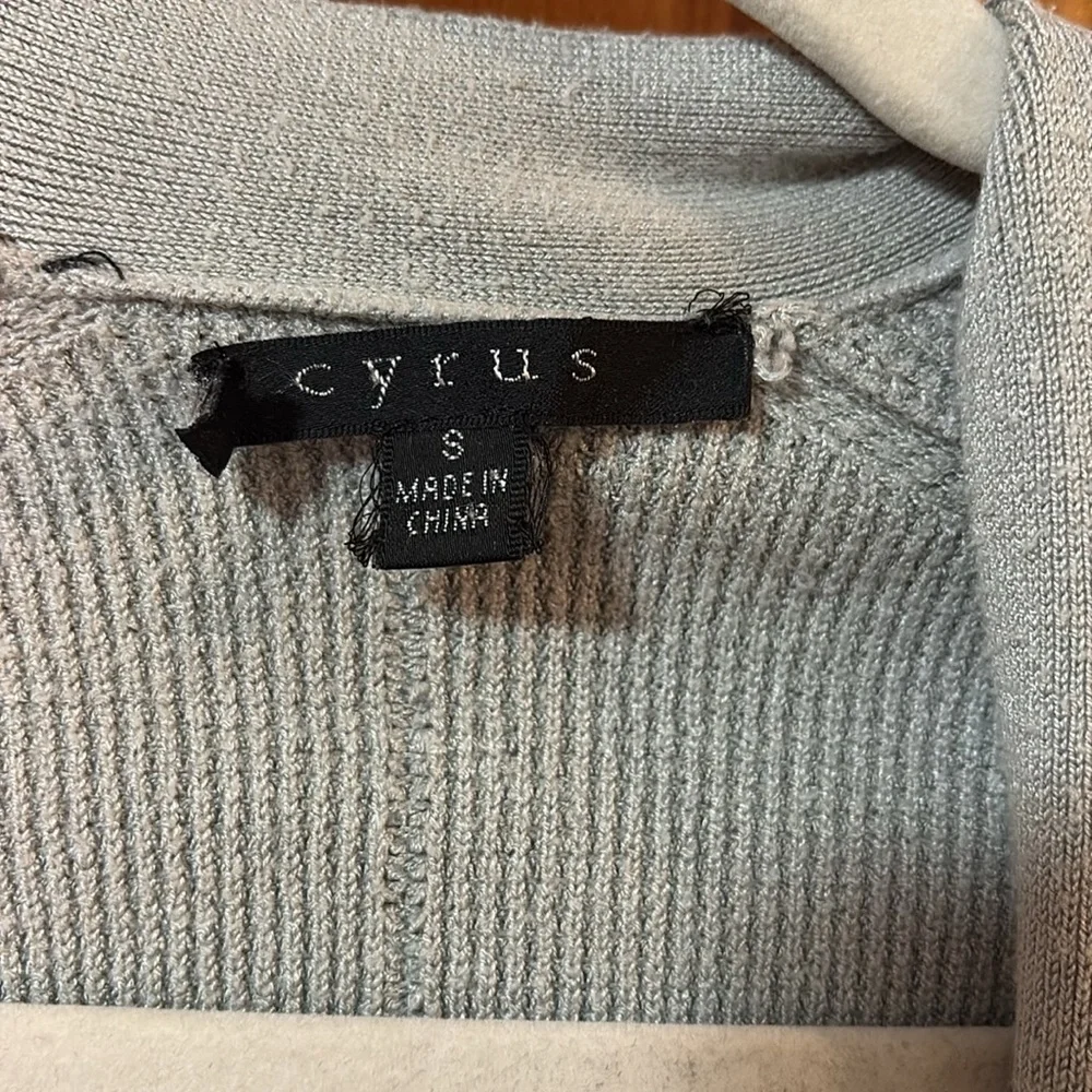 Cyrus Light Green Open-Front Cardigan - Size Small - Picture 2 of 5